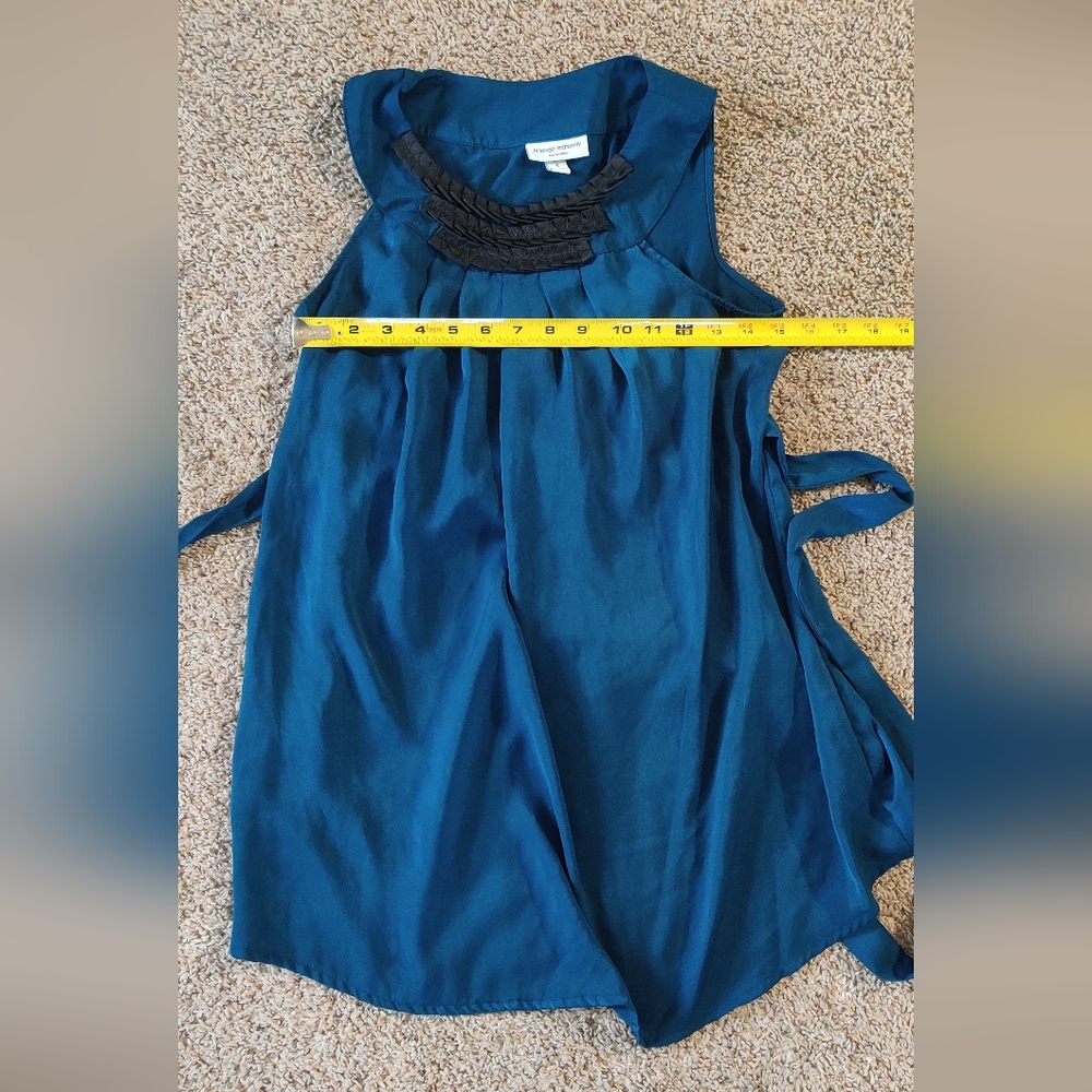 Liz Lange Maternity Small Blue Tie Shirt